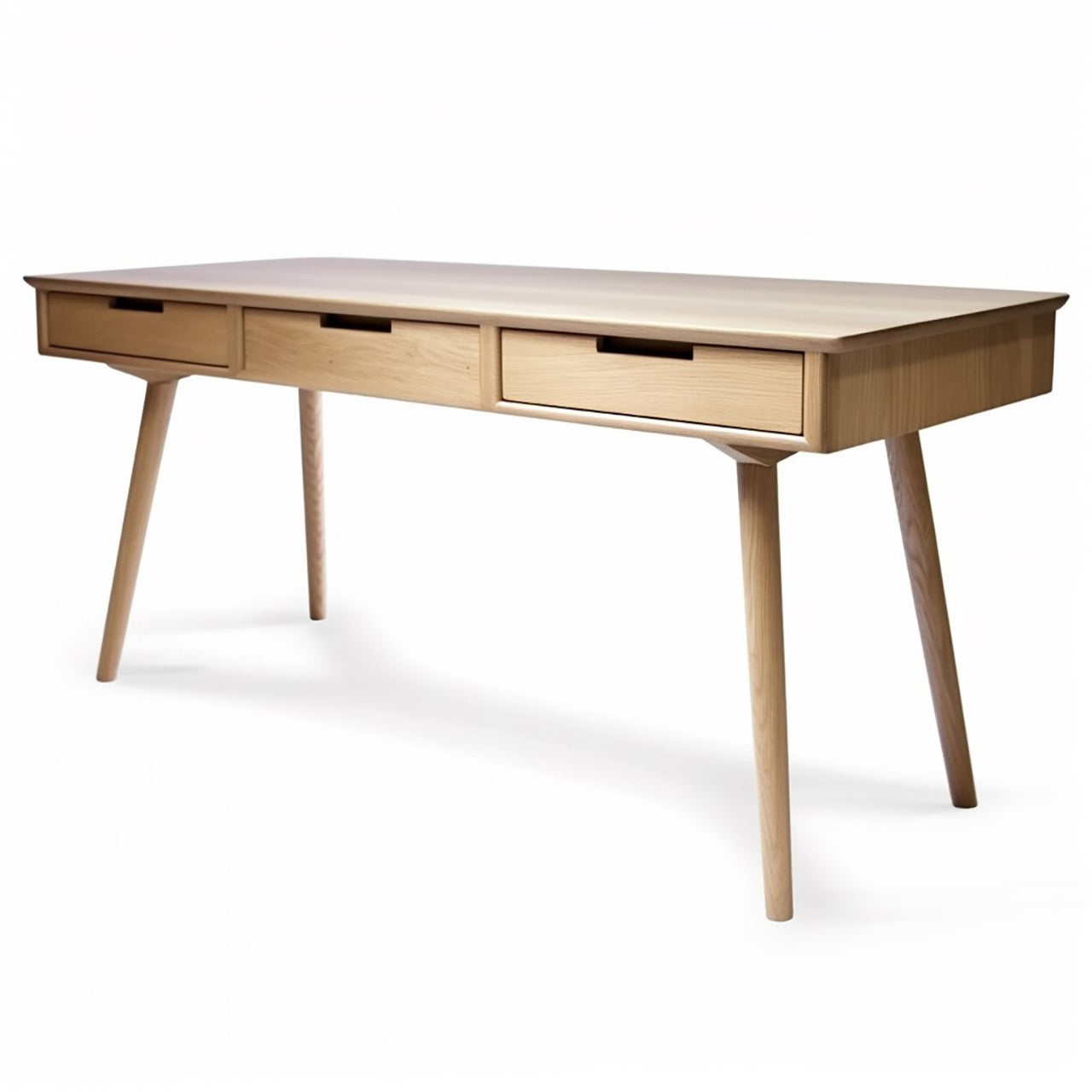 Concord Plaza Salvio Desk